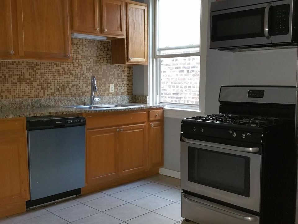1st image of 5537 S Winchester Ave #1