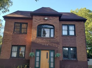 1914 18th Ave APT 4, Rockford, IL 61104