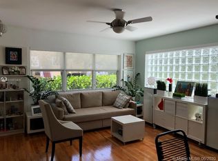 300 Meridian Ave APT 1E, Miami Beach, FL 33139