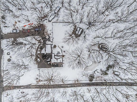 3rd image of 169 Hickory Street