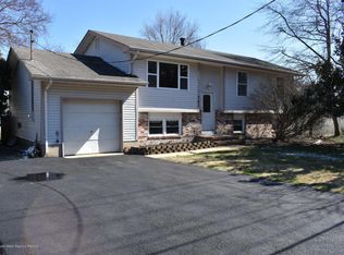 741 Coolidge Ave, Toms River, NJ