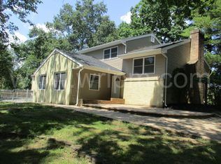 59 Sun Valley Rd, Toms River, NJ 08755