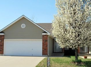 128 N Oxford Dr, Raymore, MO 64083