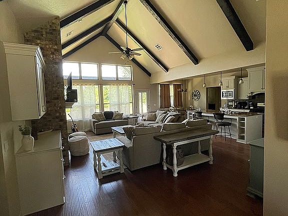5th image of 1104 Keely Ct