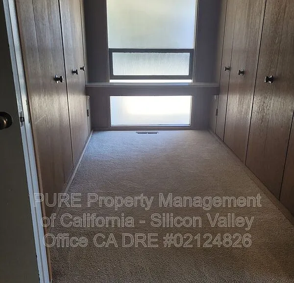 21224 Saratoga Hills Rd — Photo 11