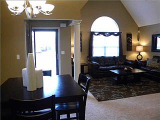 4th image of 8599 Griffin Park Dr