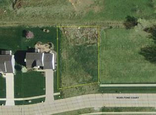 322 Bluestone Ct, Wadsworth, OH 44281