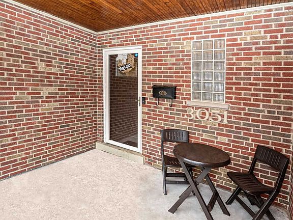 3rd image of 3051 Veazey Ave