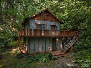 1051 Frost Rd, Saluda, NC 28773