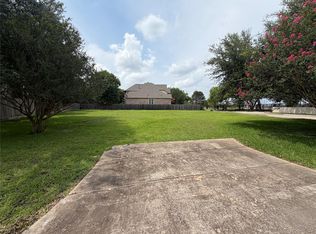 9002 Cliffwood Dr, Houston, TX 77096