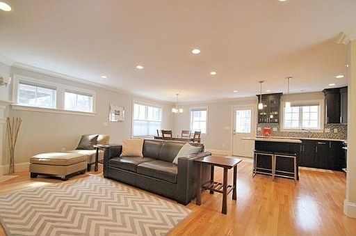 2nd image of 61 Wyman St #2