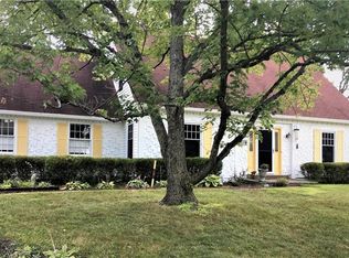 7329 Fairwood Cir, Indianapolis, IN 46256