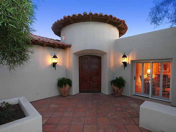 2nd image of 6655 N Canyon Crest Dr