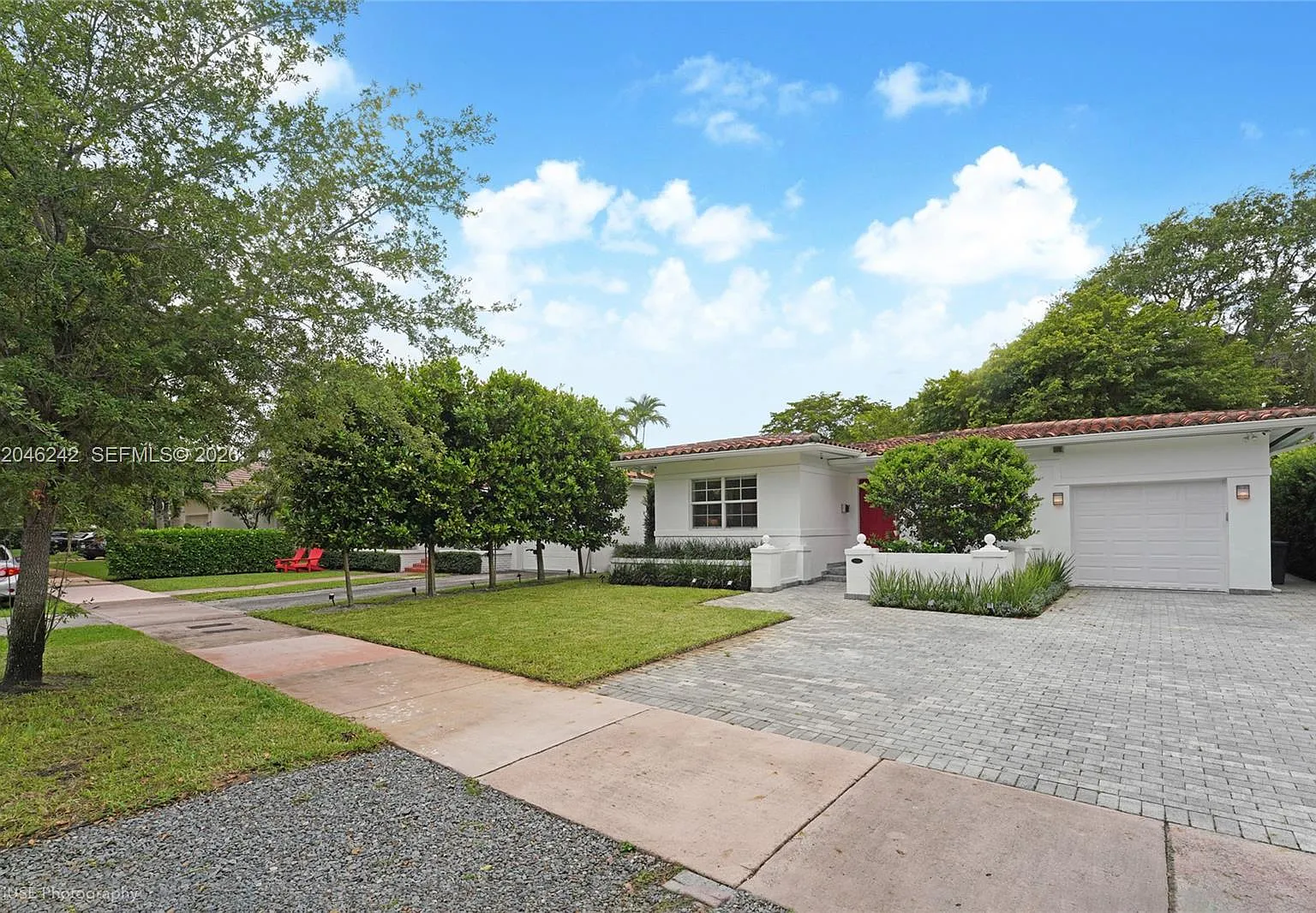 Catalonia Ave, Coral Gables — Photo 3