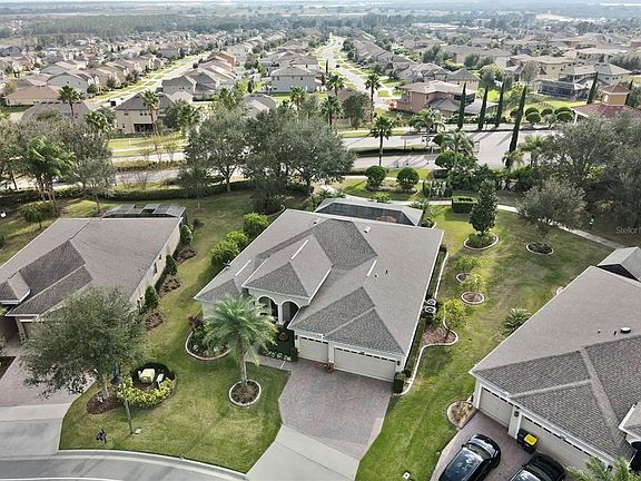 4th image of 3835 Sanibel St