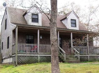168 Norton Ave, Tisbury, MA 02568