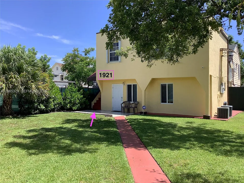 1921 SW 17th Ct #2NDFLOOR