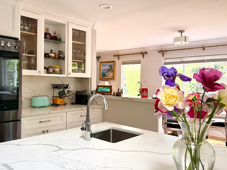 1017 Olmo Ct — Photo 8