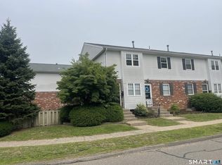 G3 Bradley Cir, Enfield, CT 06082