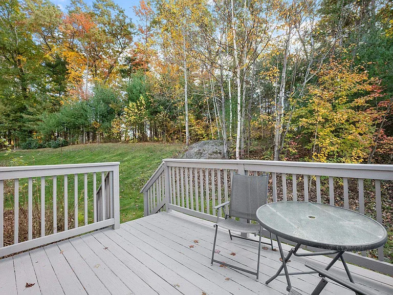 131 Forest Hill Way — Photo 18