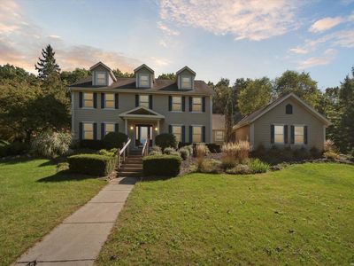 W343S9780 Red Brae DRIVE, Mukwonago, WI, 53149