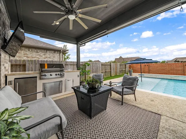 1835 Waters Branch Dr, Missouri City, TX 77459