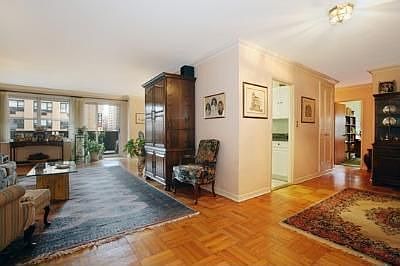 1st image of 205 3rd Ave APT 5H