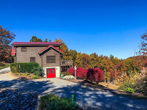 2nd image of 3671 Skyline Dr
