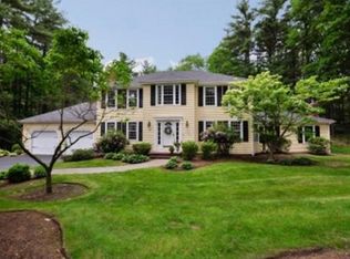 20 Pine Hill Dr, Walpole, MA 02081