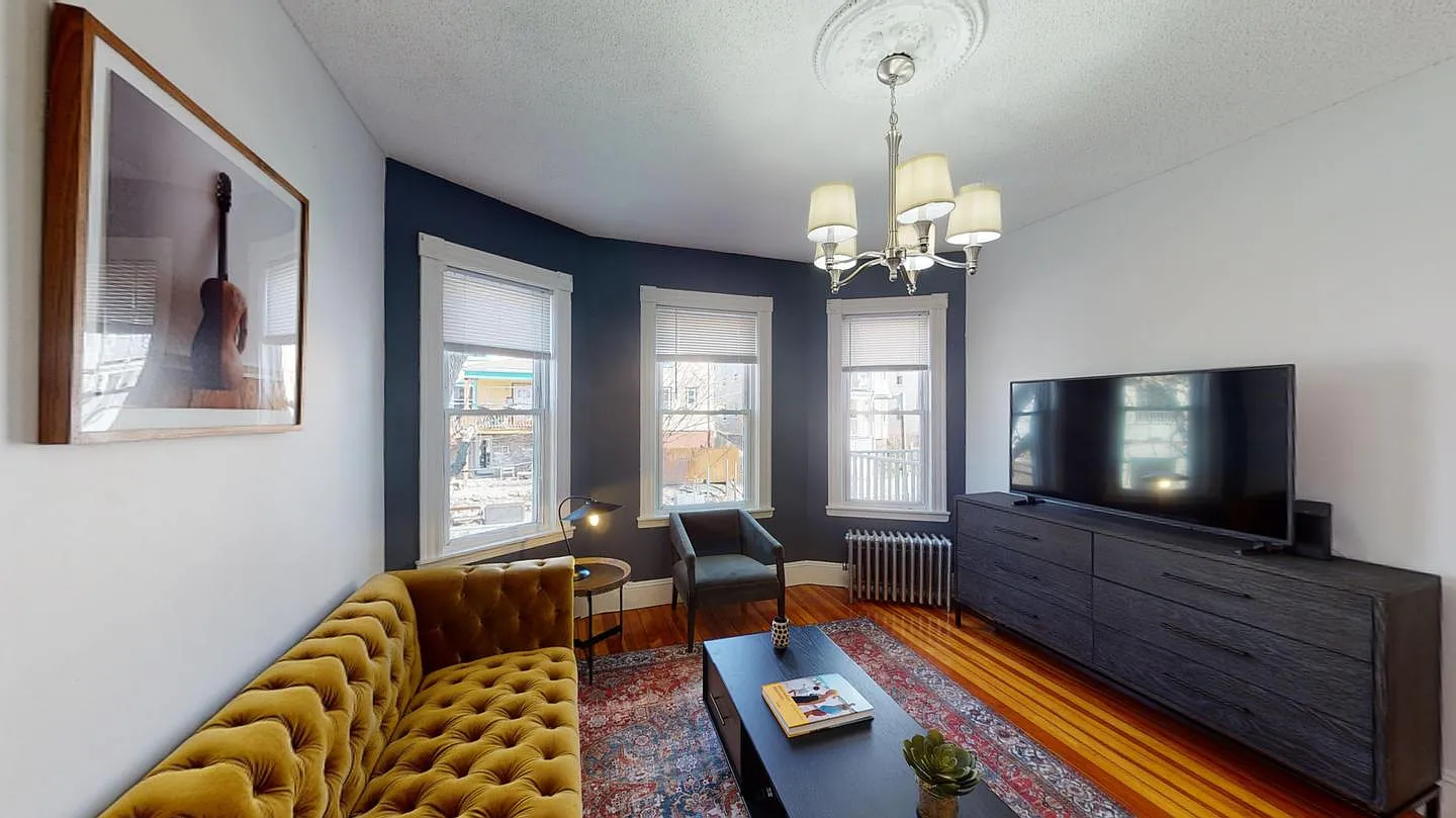 1 bed, 1.0 bath, $1,000 — Photo 1