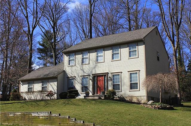 1st image of 119 Grove Mansion Way