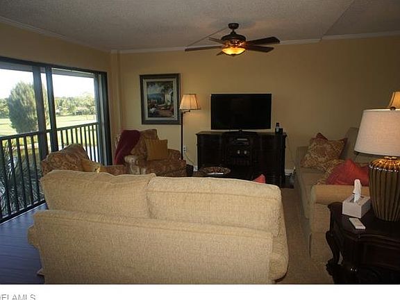 3rd image of 7430 Lake Breeze Dr APT 411