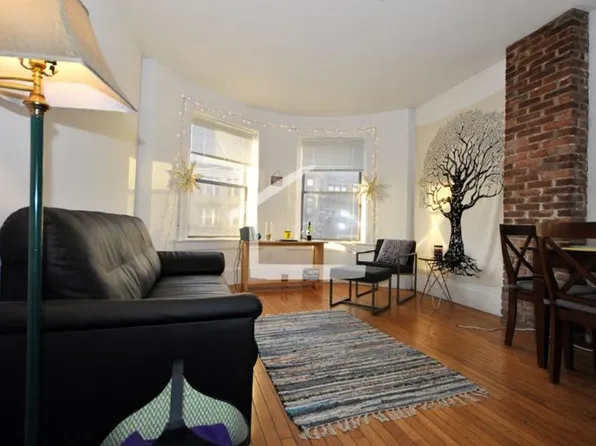 878 Huntington Ave, Boston, MA