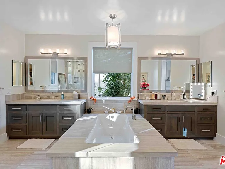 111 Lake Sherwood Dr — Photo 18