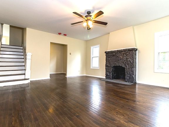 5th image of 1040 Forest Hill St