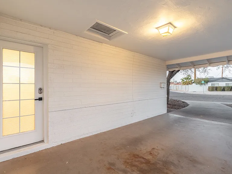 6601 E Latham St — Photo 25