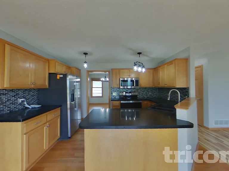 1230 Varner Way — Photo 6