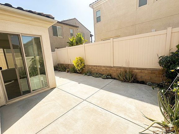 2nd image of 15770 Begonia Ave