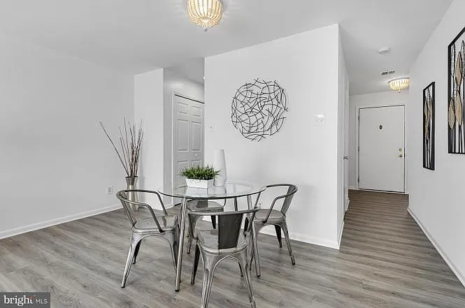 3061 Hawthorne Dr NE #3061 — Photo 12