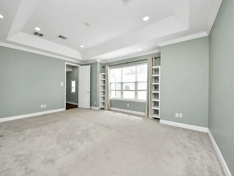 1716 Stuart St — Photo 26