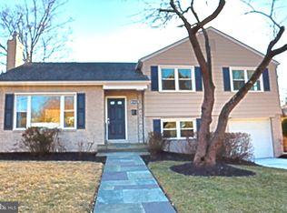 4508 Westbrook Ln, Kensington, MD 20895