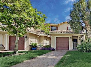 3290 Fairway Cir, Fort Lauderdale, FL 33328
