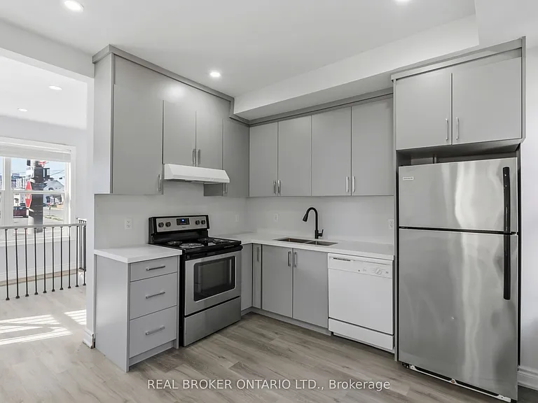 134 Celina St #1 — Photo 6