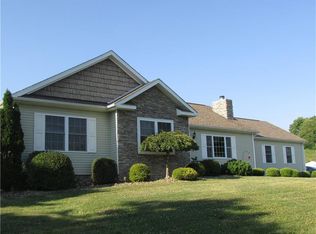 1219 Shaw Rd, Volant, PA 16156