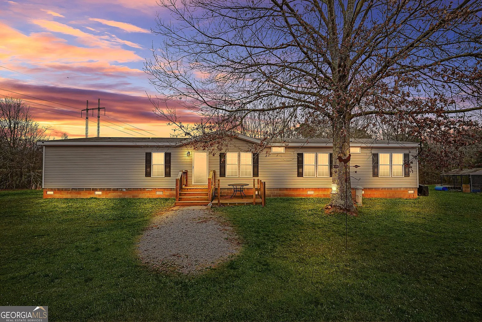 152 Duck Pond Rd photo 1