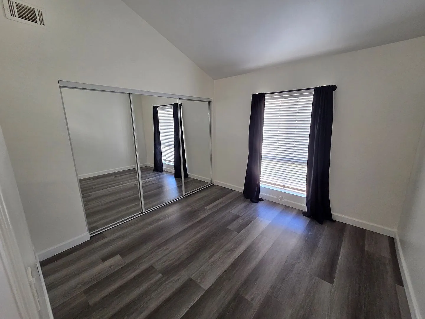 Excellent Los Olivos Condo For Lease — Photo 4