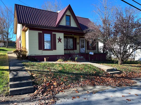 418 Dye St, Flemingsburg, KY 41041