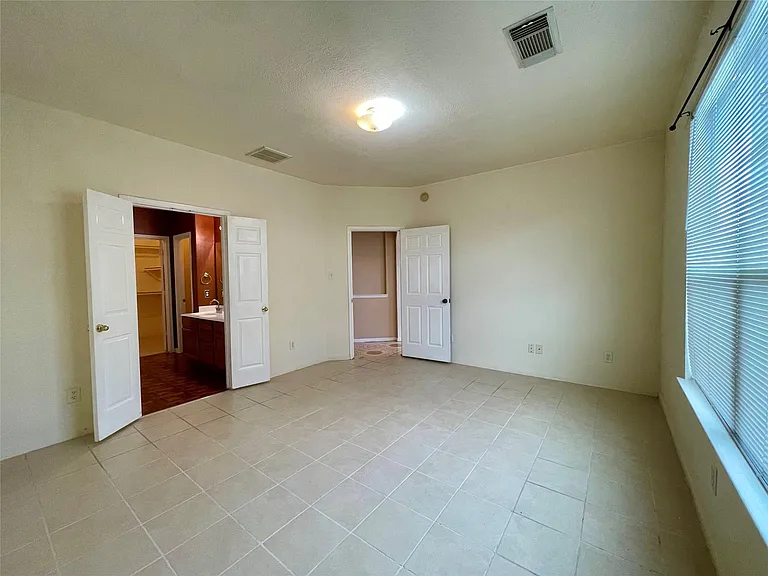 21142 Field House Ct — Photo 10