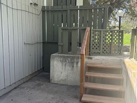 2nd image of 8060 Niwot Rd APT 15