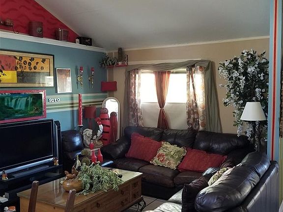 5th image of 5606 10th Ave